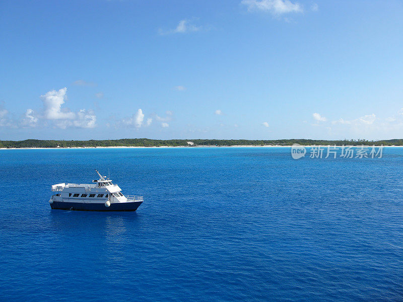 加勒比海上的旅游船，巴哈马