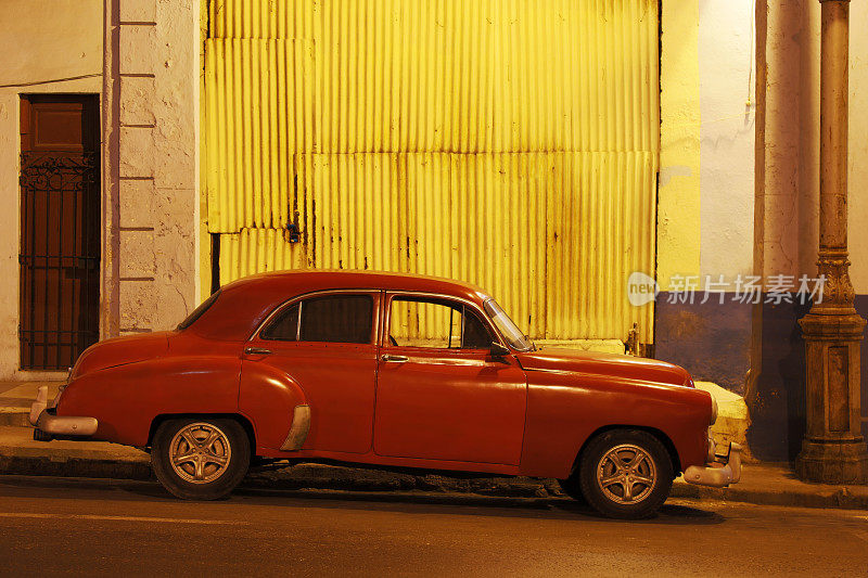 古巴哈瓦那，美国老爷车之夜