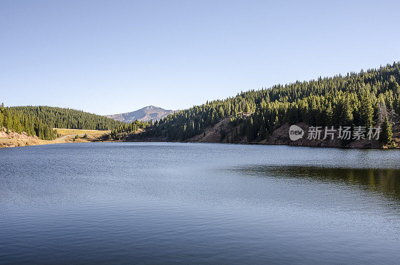 黑湖水库在韦尔，科罗拉多州