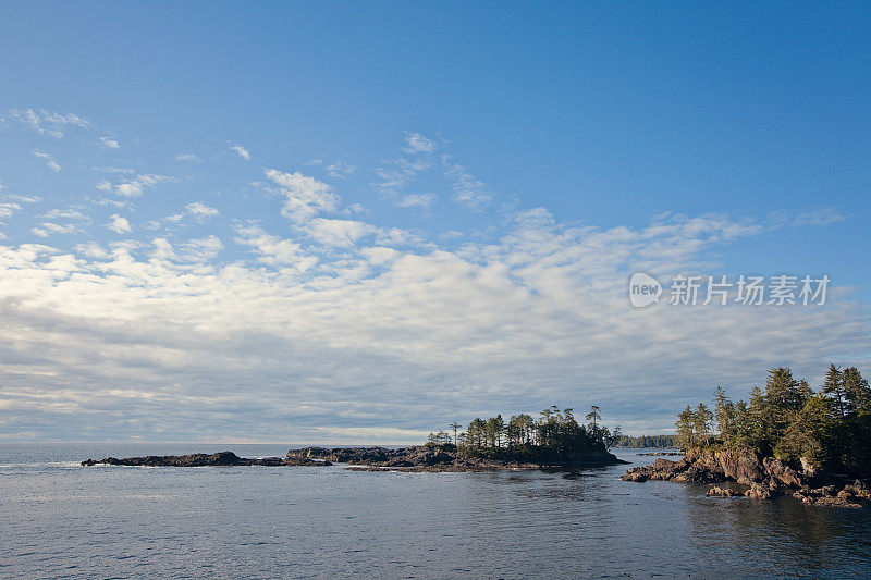 沿着野生太平洋小径的海景，Ucluelet