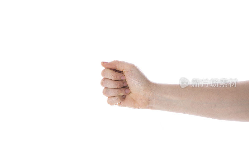 女性的手显示错误的拳头姿势孤立在白色