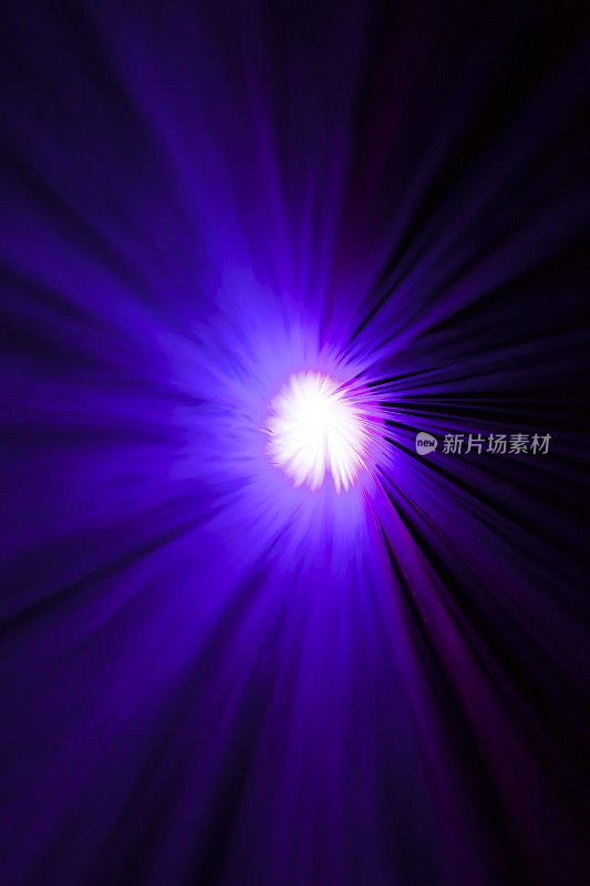 紫色照明光纤电缆背景纹理