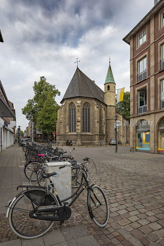 明斯特-圣Servatii-Kirche和Bicycles