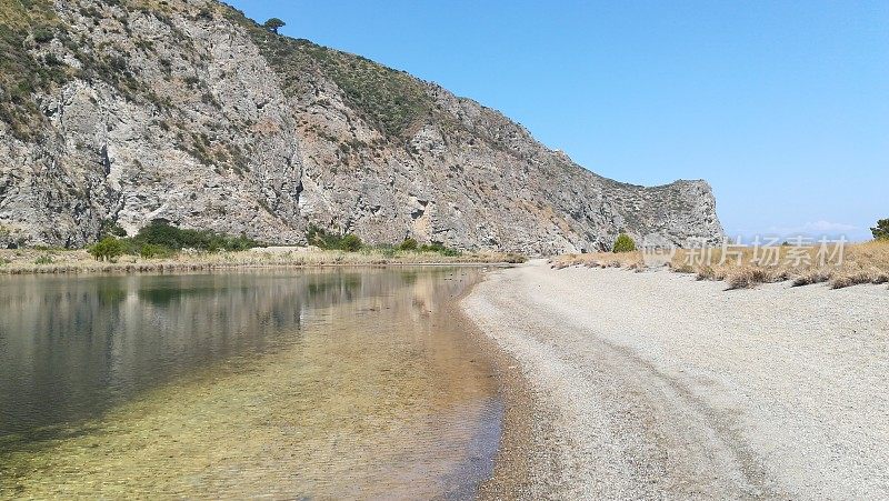 意大利西西里岛的马里内洛湖自然保护区