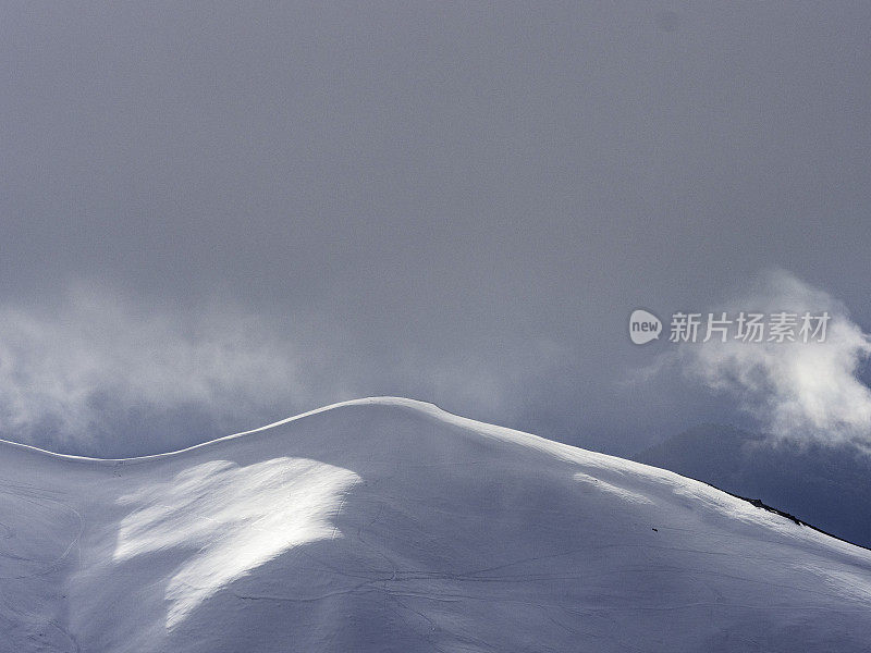 雪山