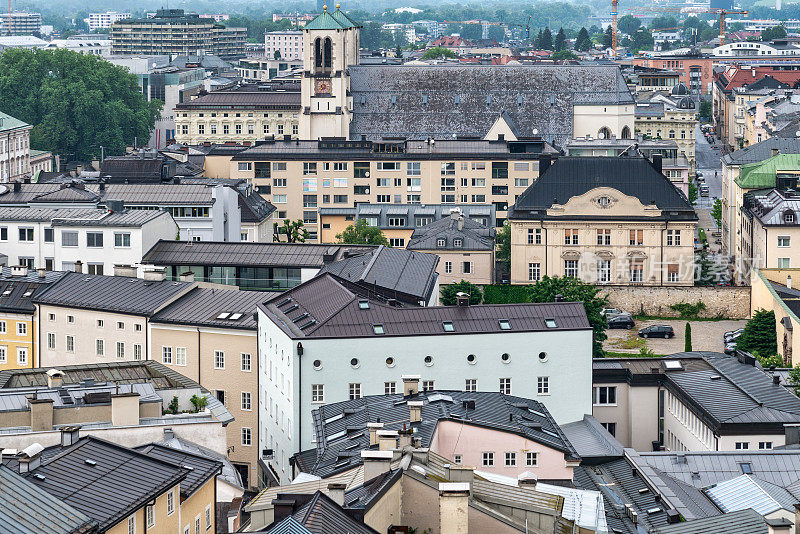 奥地利萨尔茨堡:迷人的城市景观