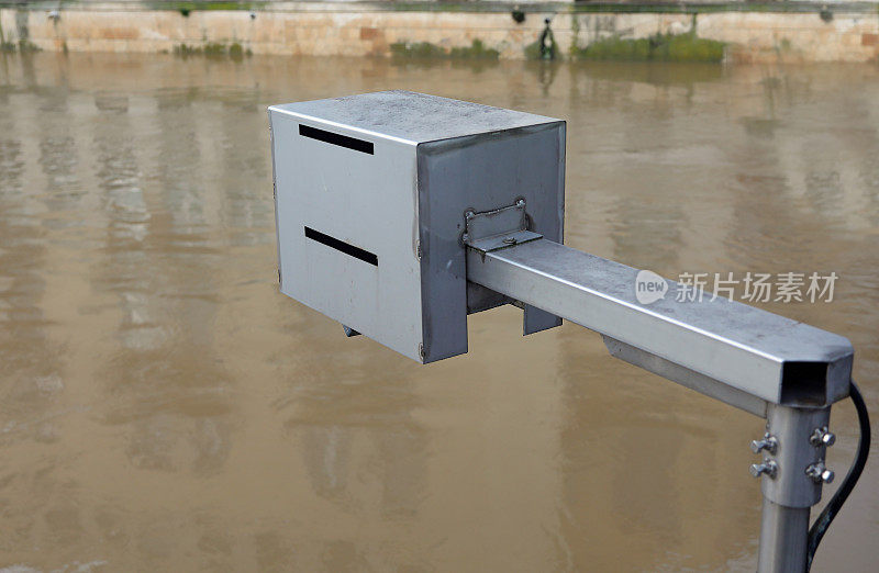 超声波水文探头用于河流水位测量和水位监测