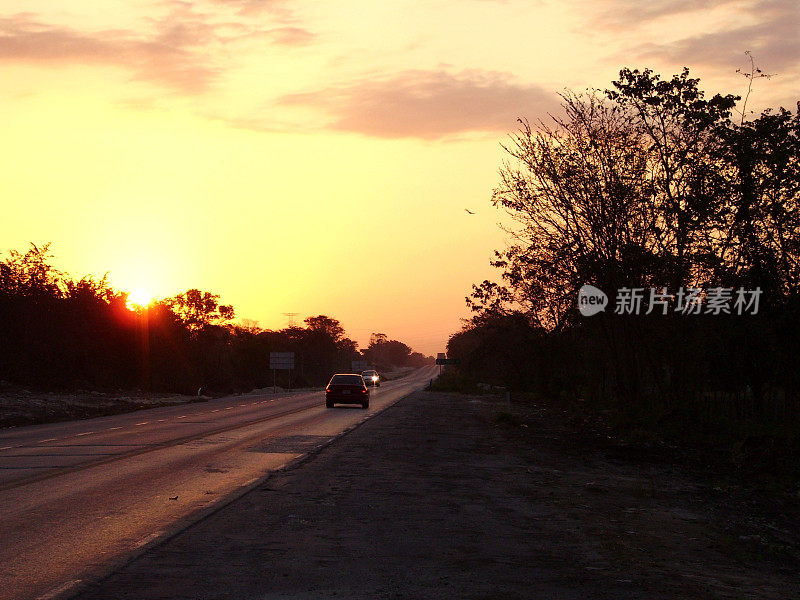 黎明时分去加勒比的路，坎佩切，尤卡坦