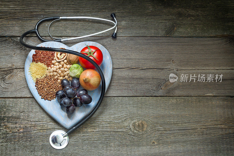 健康的生活方式理念，食物对心脏