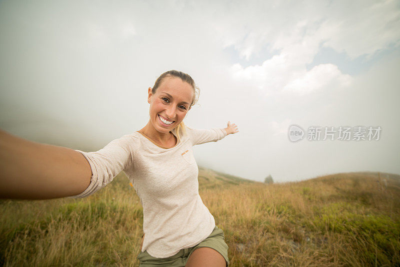 喜欢自拍的女人