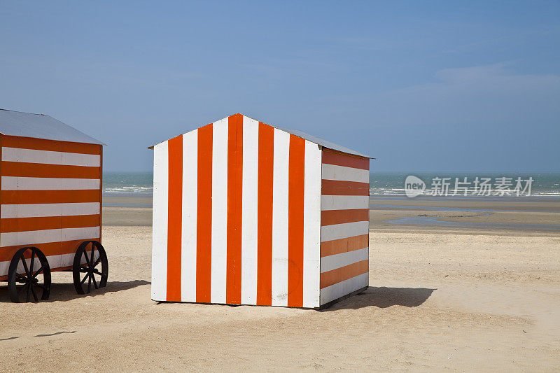 条纹海滩小屋