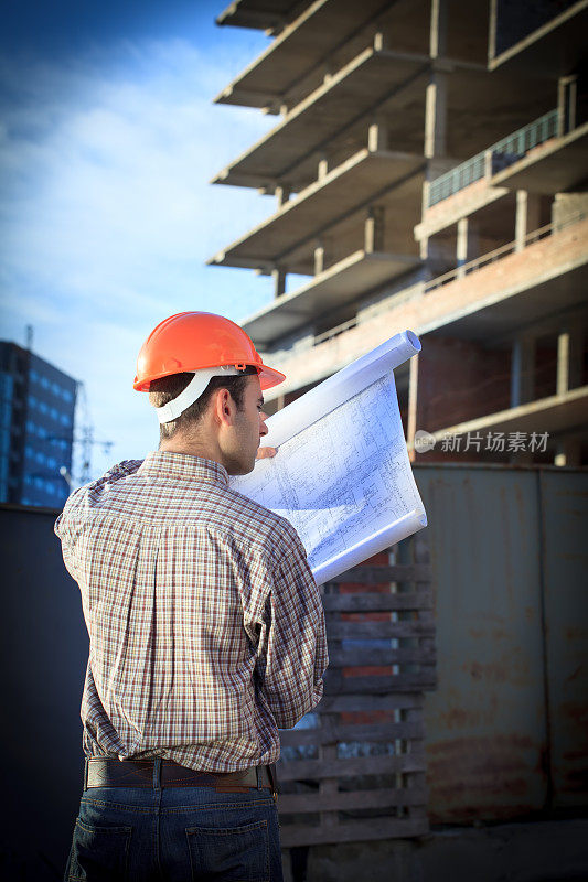 有计划的建筑工人