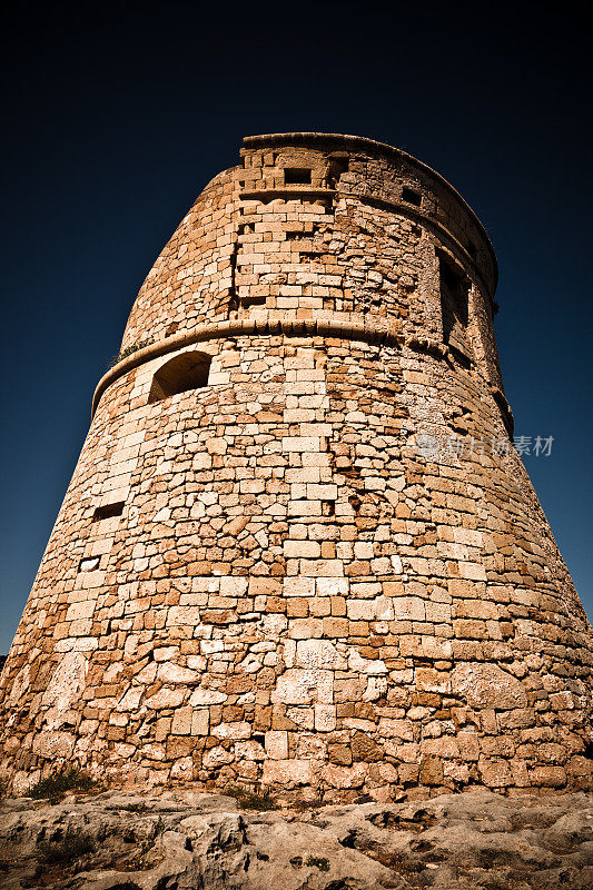 萨伦托阿普利亚的老瞭望塔