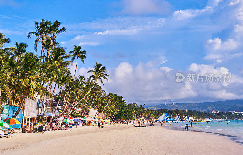 菲律宾长滩岛的白色沙滩