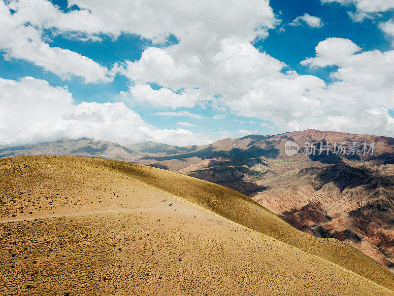阿根廷山脉的鸟瞰图