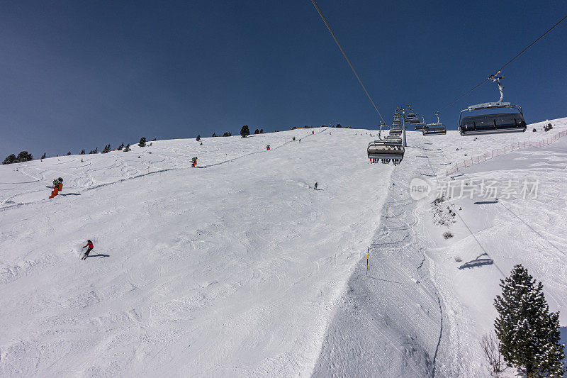 冬季滑雪景观