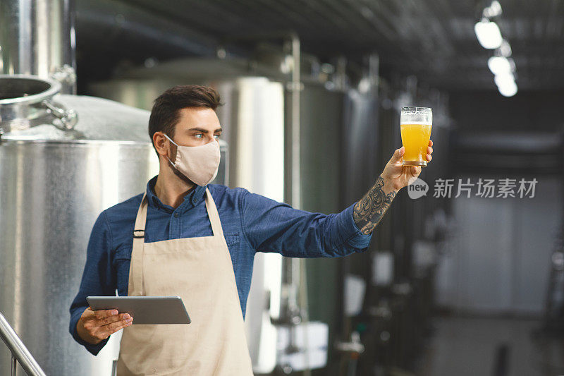 新冠疫情期间的饮料质量控制、啤酒评估和工厂工作