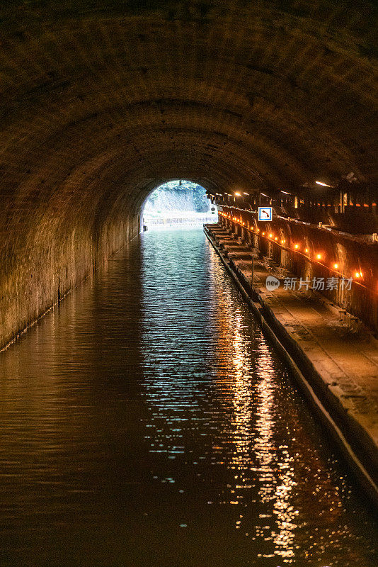 法国阿尔萨斯运河隧道