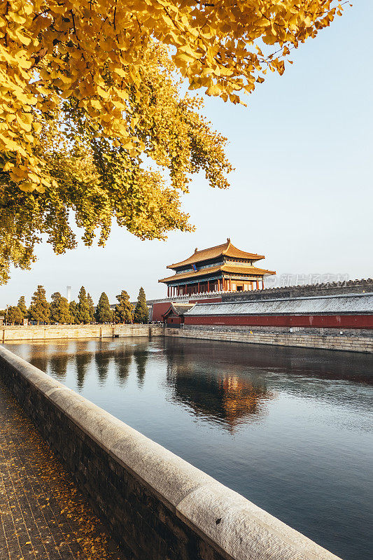 北京紫禁城(神武门)秋天