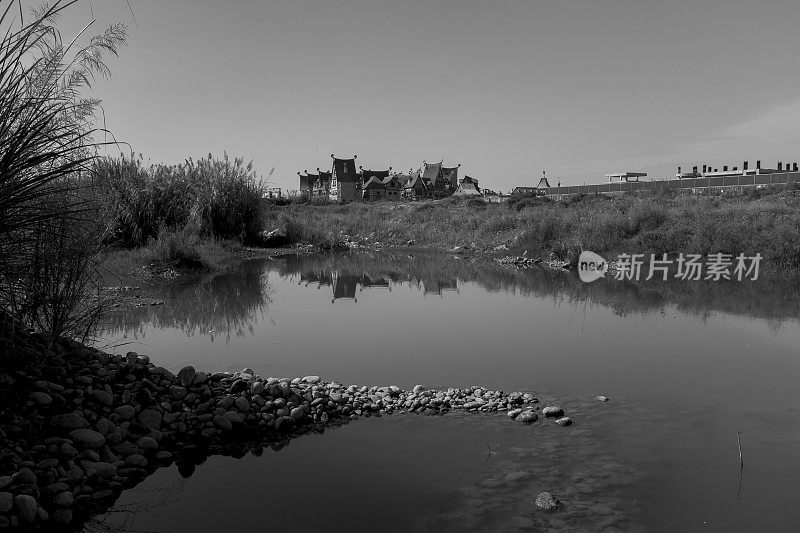 由于缺乏资金而被废弃的建筑，四川，中国