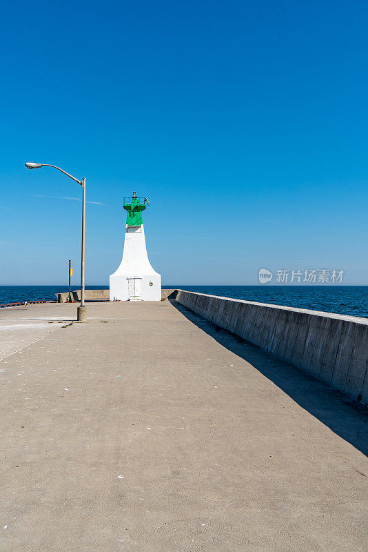 伯灵顿运河升降桥灯塔和安大略湖，安大略省，加拿大