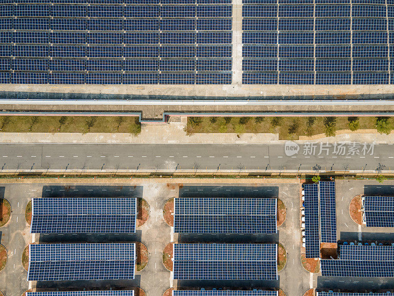 工厂屋顶安装清洁能源、光伏太阳能电池板