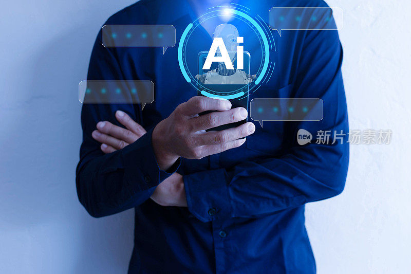 智能手机上的聊天机器人与人工智能OpenAI开发的人工智能创造了未来的技术，在线机器人在商业上取得了进步。