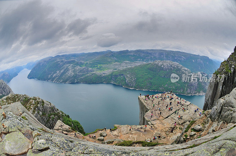 的观点Preikestolen