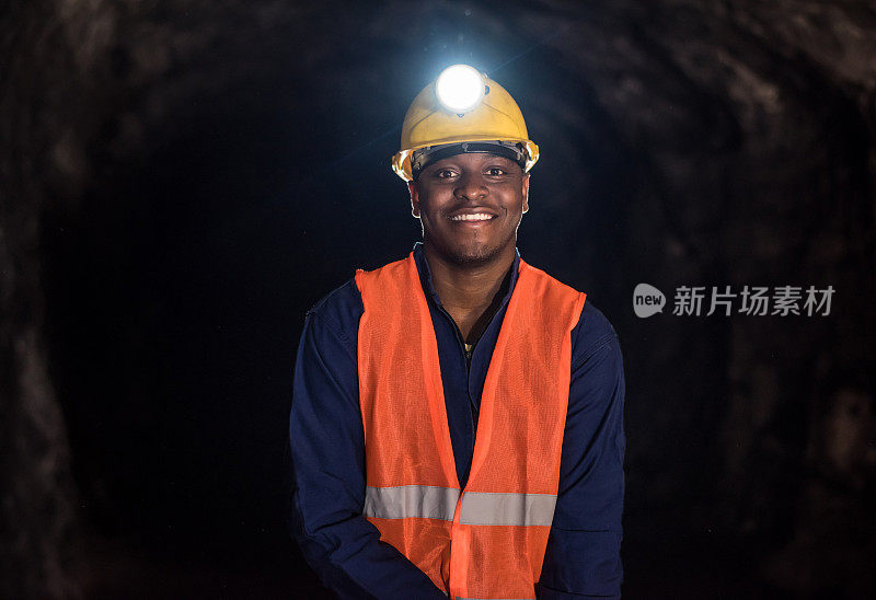 在矿井工作的非裔美国矿工