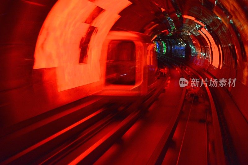 上海外滩观光隧道