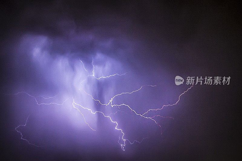 雷雨