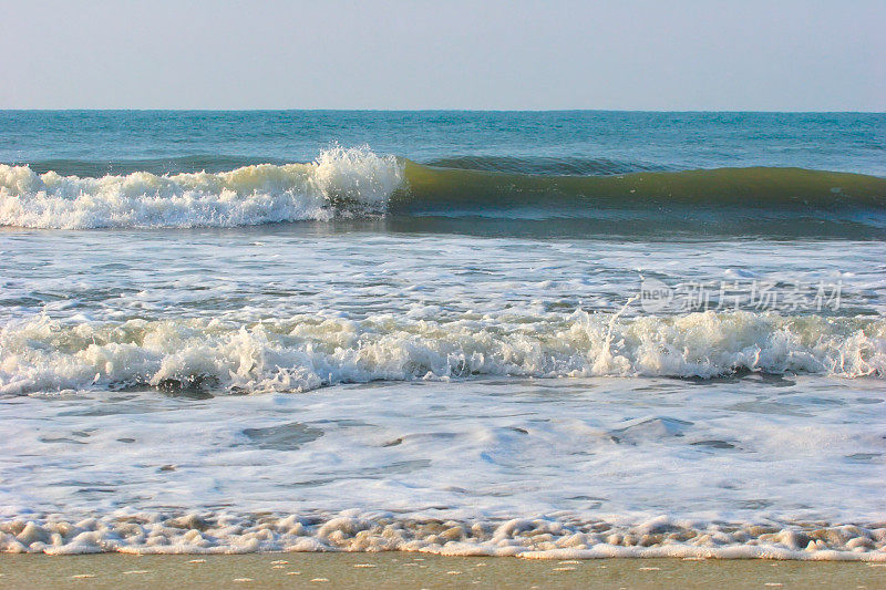 海滩和海浪