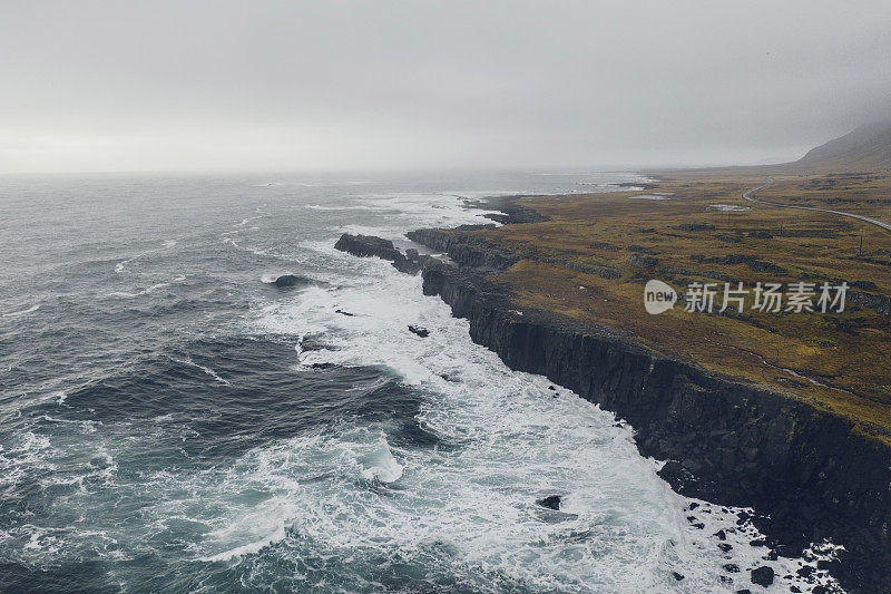 冰岛海边的鸟瞰图