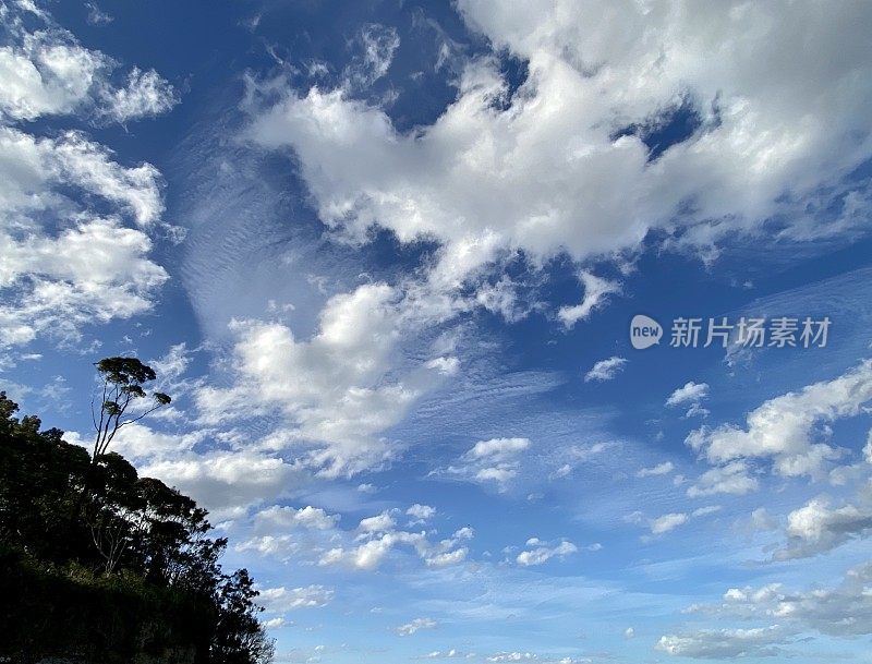 南海岸Cloudscape