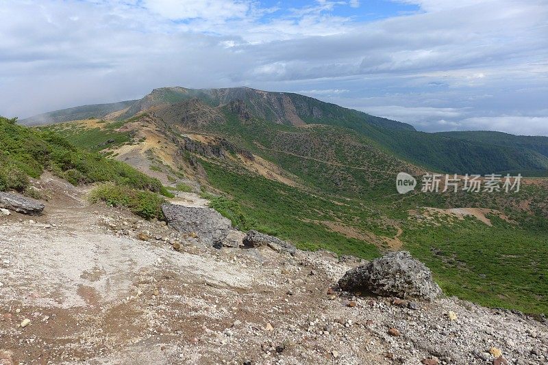 Adatarayama，日本100座名山(万代朝日国家公园)