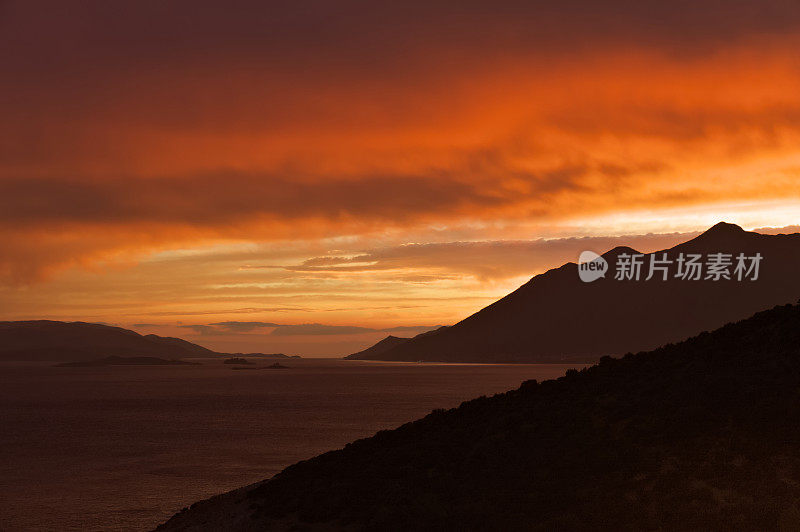 暴风雨过后,