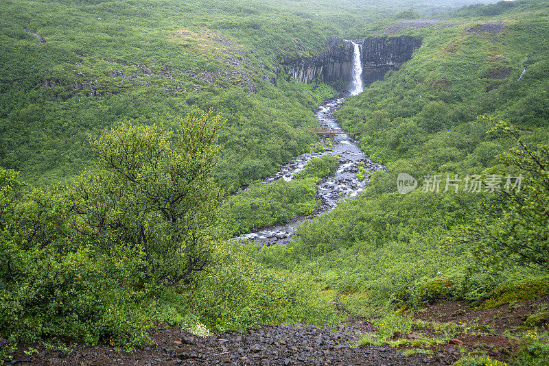 冰岛瓦特纳火山国家公园的斯瓦蒂弗斯瀑布