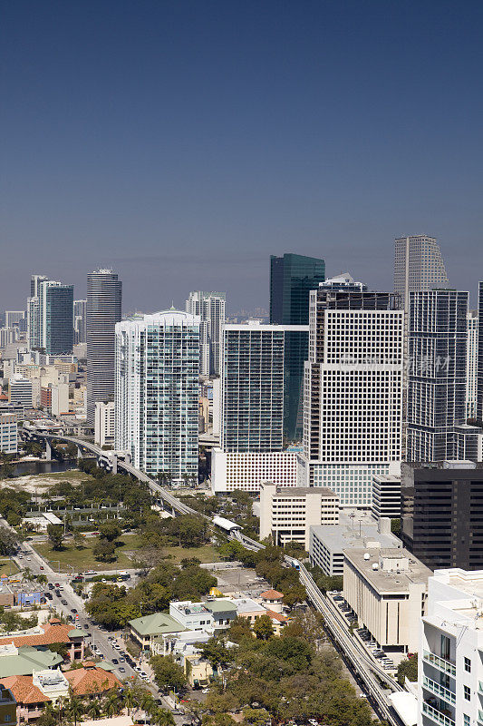 布里克尔迈阿密市中心的天际线