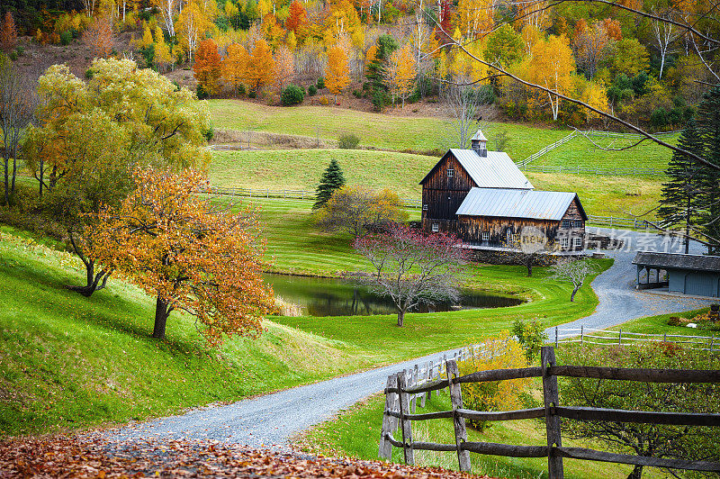新英格兰乡村，秋天的田园风光