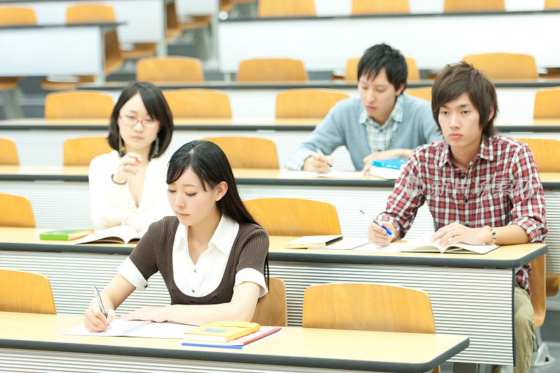 日本的大学生