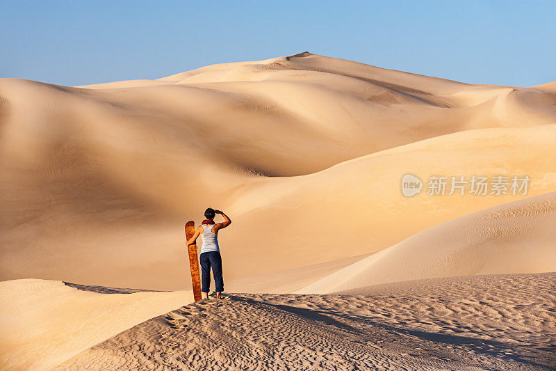 非洲撒哈拉沙漠的沙板运动