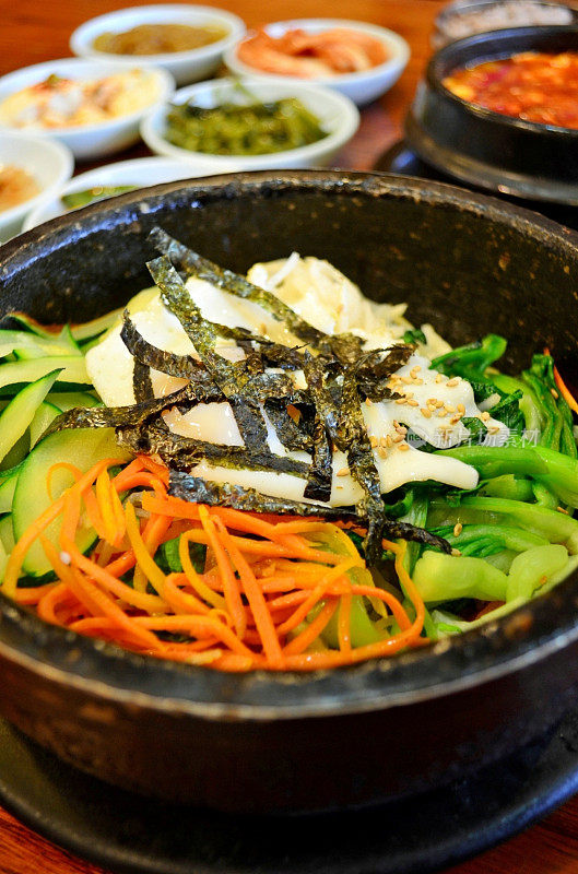 韩国的石锅拌饭