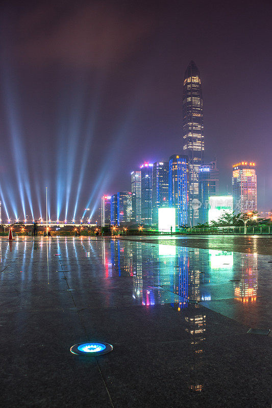 深圳平安国际金融中心夜景