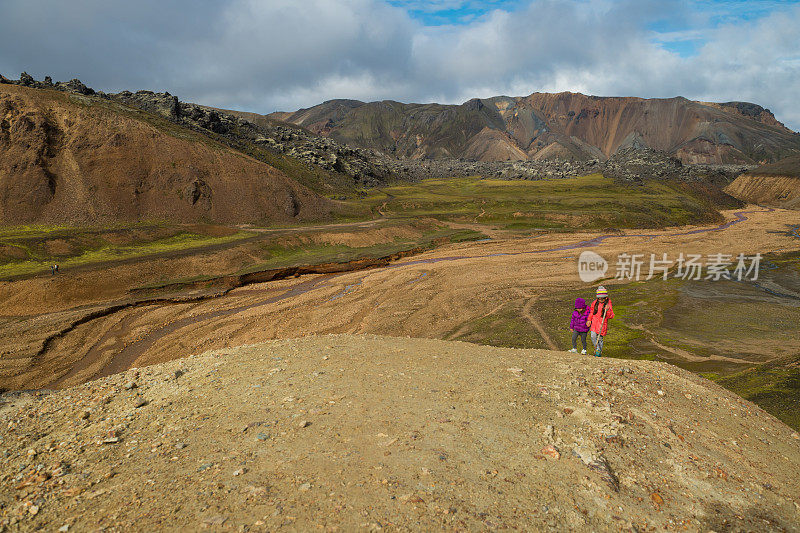 和孩子一起去冰岛旅行