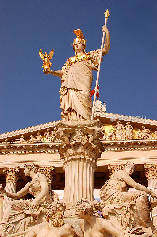 阿蒂娜雕像，奥地利议会大厦