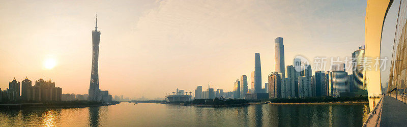 日落时分的广州现代城市全景