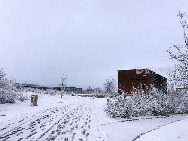 萨尔布鲁公园的雪。威托利亚-加斯泰兹。西班牙