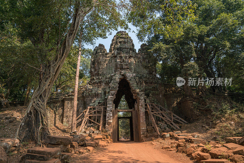 寺庙大门吴哥窟建筑群，暹粒，柬埔寨，亚洲