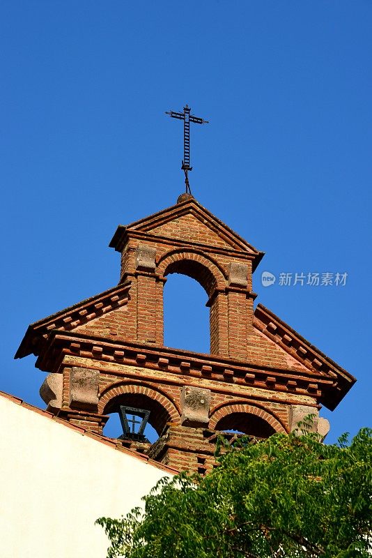 阿拉塞纳-圣卡塔琳娜修道院，红砖的钟形山墙-卡梅尔教团，Andalucía，西班牙