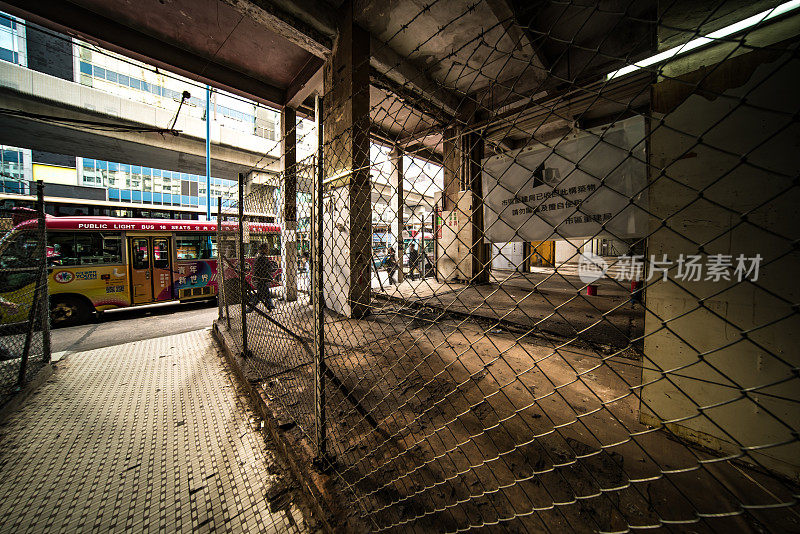 香港观塘旧社区，公寓大楼